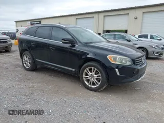 2015 Volvo XC60 T5 Drive-E Platinum z VIN YV440MDD5F2592866, wystawiony jako IAAI lot #42544779 z przebiegiem 204 967 mil mil oraz . Historia ofert i sprzedaży dostępna na DreamBid. Obrazek 1.