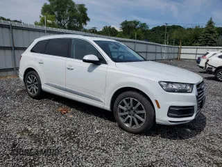 2019 Audi Q7 Premium Plus with VIN WA1LHAF71KD047849, listed as a Copart auction lot 64418045 with 59,686 mi miles and Salvage title. Bid and sale history available at DreamBid. Image 4.