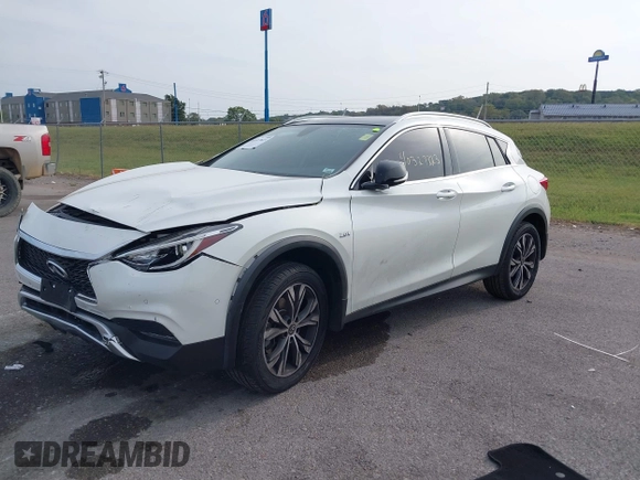 2018 Infiniti QX30 Premium with VIN SJKCH5CR5JA043013, listed as a IAAI auction lot 40327823 with 78,630 mi miles and . Bid and sale history available at DreamBid. Image 17.