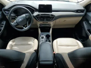 2020 Ford Escape SEL z VIN 1FMCU9H66LUB44403, wystawiony jako Copart lot #57934925 z przebiegiem Nie podano mil oraz Szkoda całkowita • Salvage title. Historia ofert i sprzedaży dostępna na DreamBid. Obrazek 8.