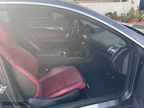 2014 Mercedes-Benz E-Class E 550 with VIN WDDKJ7DB2EF233463, listed as a Copart auction lot 83615894 with 112,537 mi miles and Clean Title. Bid and sale history available at carsss.com. Image 5.