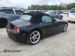 2006 BMW Z4 3.0si with VIN 4USBU53556LX01572, listed as a Copart auction lot 76093094 with 170,750 mi miles and Salvage Title. Bid and sale history available at carsss.com. Image 3.