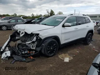 2019 Jeep Cherokee Latitude with VIN 1C4PJLCB3KD262553, listed as a Copart auction lot 58127155 with 70,236 mi miles and Salvage title. Bid and sale history available at DreamBid. Image 1.