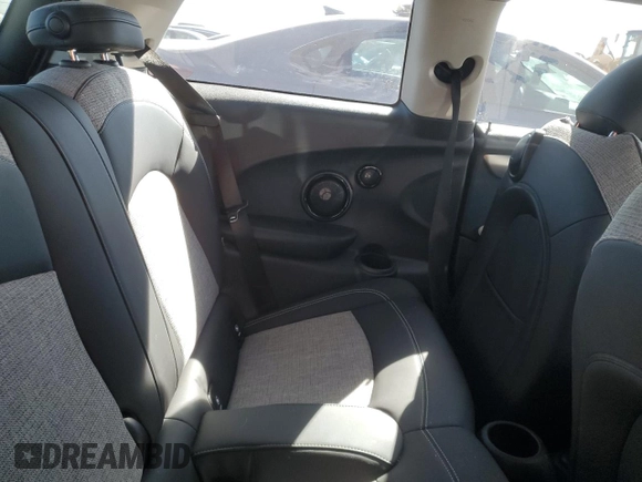 2021 MINI Hardtop Cooper SE with VIN WMWXP3C02M2N46832, listed as a Copart auction lot 74575194 with 28,968 mi miles and Salvage Title. Bid and sale history available at DreamBid. Image 10.