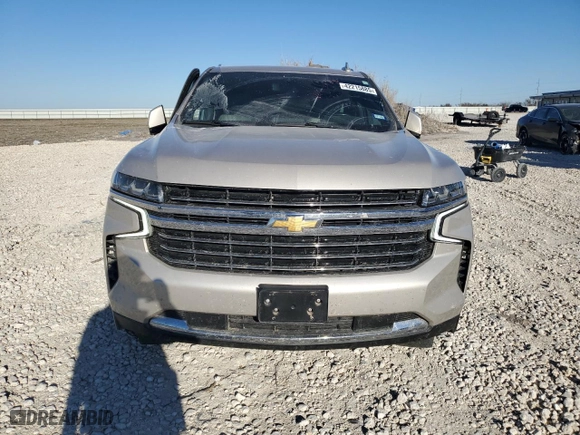 2021 Chevrolet Suburban LT with VIN 1GNSCCKDXMR395718, listed as a Copart auction lot 42215885 with 84,805 mi miles and Salvage Title. Bid and sale history available at carsss.com. Image 5.