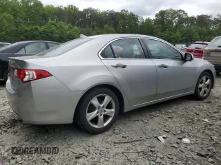 2010 Acura TSX z VIN JH4CU2F62AC032889, wystawiony jako Copart lot #55391025 z przebiegiem 200 521 mil mil oraz Szkoda całkowita • Salvage title. Historia ofert i sprzedaży dostępna na DreamBid. Obrazek 3.
