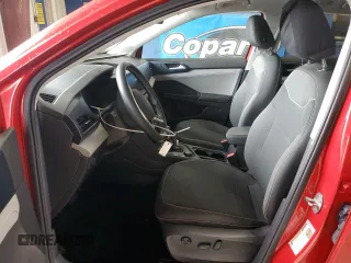 2024 Volkswagen Taos SE z VIN 3VVVX7B25RM059047, wystawiony jako Copart lot #58394335 z przebiegiem 8 651 mil mil oraz Szkoda całkowita • Salvage title. Historia ofert i sprzedaży dostępna na DreamBid. Obrazek 7.