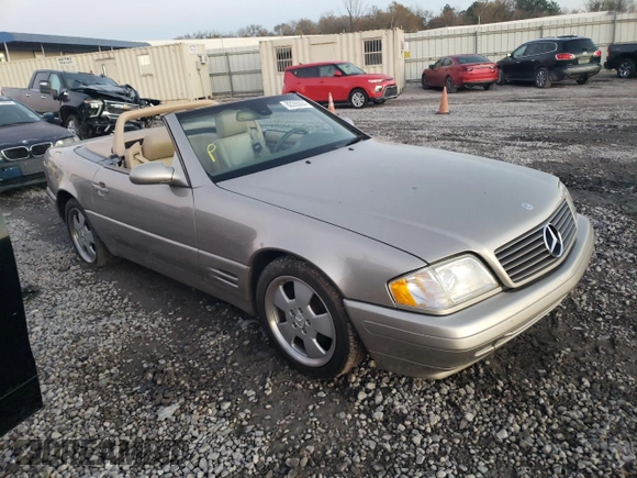 1999 Mercedes-Benz SL-Class with VIN WDBFA68F8XF178084, listed as a Copart auction lot 82295024 with 123,008 mi miles and Salvage Title. Bid and sale history available at carsss.com. Image 4.