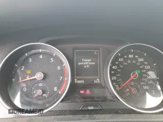 2015 Volkswagen Golf GTI Autobahn with VIN 3VW4T7AUXFM032587, listed as a Copart auction lot 68470424 with 174,975 mi miles and Salvage Title. Bid and sale history available at carsss.com. Image 9.