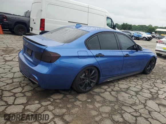 2013 BMW 3 Series 335i xDrive z VIN WBA3B9C57DJ899469, wystawiony jako Copart lot #59696905 z przebiegiem 123 340 mil mil oraz Szkoda całkowita • Salvage title. Historia ofert i sprzedaży dostępna na DreamBid. Obrazek 3.