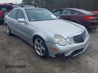 2009 Mercedes-Benz E-Class Luxury 3.5L with VIN WDBUF56X79B385039, listed as a IAAI auction lot 41760653 with 142,970 mi miles. Bid and sale history available at carsss.com. Image 1.