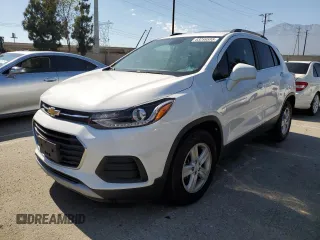 2020 Chevrolet Trax LT with VIN 3GNCJLSBXLL339518, listed as a Copart auction lot 63259595 with 39,247 mi miles and Clean title. Bid and sale history available at DreamBid. Image 1.