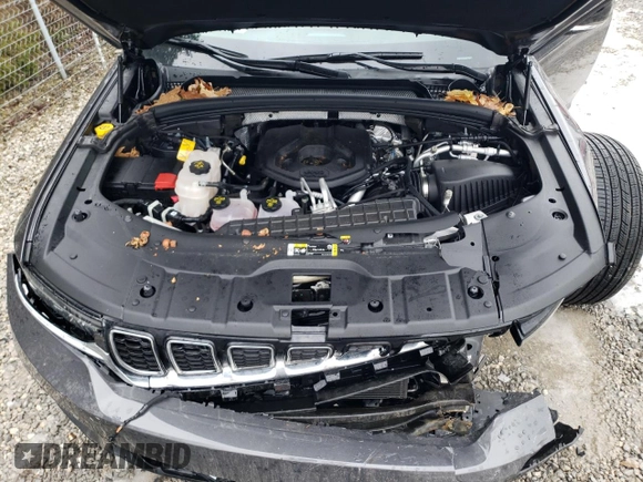 2024 Jeep Grand Cherokee с VIN 1C4RJYB62R8611652, выставлен на аукционе Copart как лот 43877075 с пробегом 5 105 миль миль и Списание • Salvage title. История ставок и продаж доступна на DreamBid. Изображение 12.