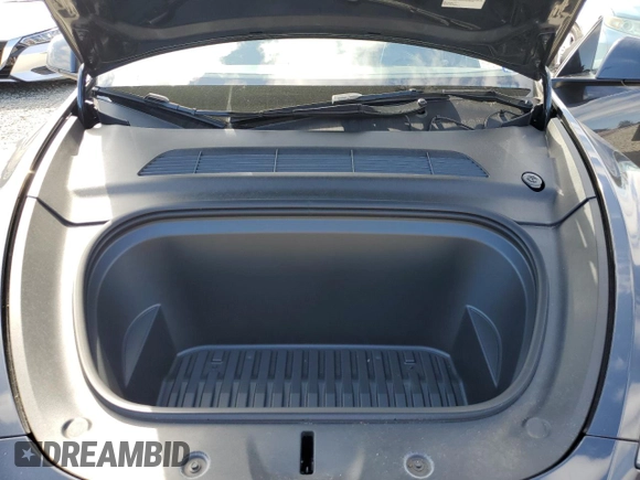 2024 Tesla Model Y Long Range with VIN 7SAYGAEE8RF987571, listed as a Copart auction lot 55110485 with 19,732 mi miles and Salvage title. Bid and sale history available at DreamBid. Image 12.