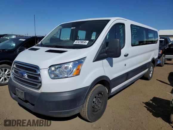 2019 Ford Transit Passenger XL with VIN 1FBZX2ZM1KKB11608, listed as a Copart auction lot 47479654 with 104,498 mi miles and Salvage Title. Bid and sale history available at carsss.com. Image 1.