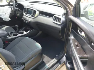 2019 Kia Sorento S with VIN 5XYPG4A56KG467903, listed as a IAAI auction lot 41836291 with 109,840 mi miles and . Bid and sale history available at carsss.com. Image 5.
