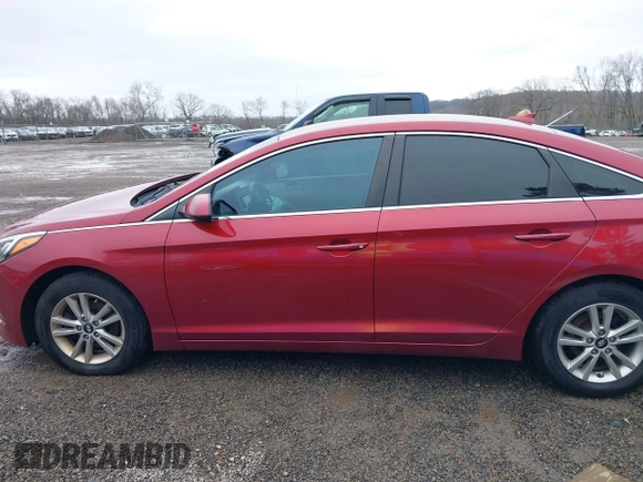 2016 Hyundai Sonata SE with VIN 5NPE24AF5GH273149, listed as a IAAI auction lot 41921543 with 168,762 mi miles and . Bid and sale history available at carsss.com. Image 15.