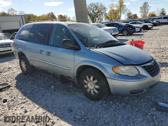 2006 Chrysler Town & Country LWB Touring with VIN 2A4GP54L26R894250, listed as a Copart auction lot 76059914 with 214,912 mi miles and Clean Title. Bid and sale history available at carsss.com. Image 4.