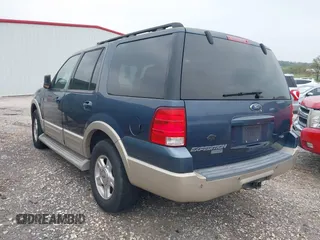 2005 Ford Expedition Eddie Bauer with VIN 1FMFU17525LA87052, listed as a IAAI auction lot 42042940 with 226,105 mi miles and . Bid and sale history available at DreamBid. Image 3.