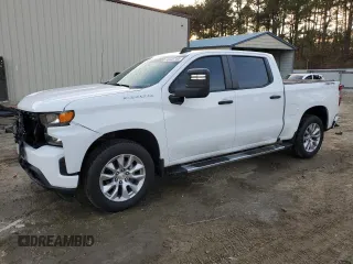 2021 Chevrolet Silverado 1500 Custom with VIN 3GCUYBEF4MG354382, listed as a Copart auction lot 80445744 with 32,480 mi miles and Salvage Title. Bid and sale history available at DreamBid. Image 1.