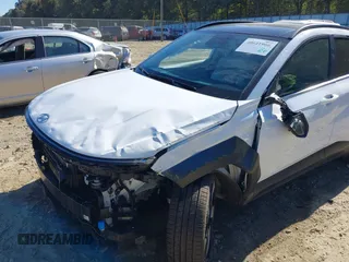 2024 Hyundai Kona Limited with VIN KM8HECA37RU100628, listed as a IAAI auction lot 40641966 with 5,743 mi miles. Bid and sale history available at carsss.com. Image 6.