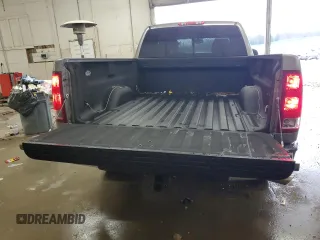 2013 GMC Sierra 1500 SLE z VIN 1GTR1VE01DZ119543, wystawiony jako Copart lot #44995275 z przebiegiem 153 280 mil mil oraz Szkoda całkowita • Salvage title. Historia ofert i sprzedaży dostępna na DreamBid. Obrazek 6.