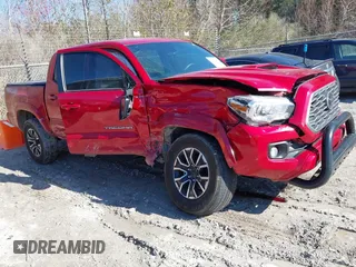 2023 Toyota Tacoma 4WD SR with VIN 3TYCZ5AN2PT165019, listed as a IAAI auction lot 41672156 with 32,813 mi miles. Bid and sale history available at carsss.com. Image 1.