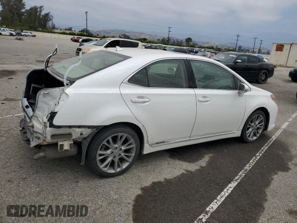 2010 Lexus HS 250h z VIN JTHBB1BA0A2021546, wystawiony jako Copart lot #57853025 z przebiegiem 150 157 mil mil oraz Szkoda całkowita • Salvage title. Historia ofert i sprzedaży dostępna na DreamBid. Obrazek 3.
