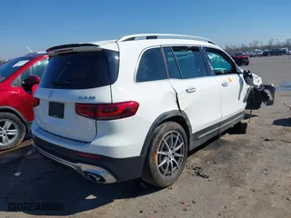 2023 Mercedes-Benz GLB with VIN W1N4M5BBXPW331086, listed as a IAAI auction lot 41728070 with 1 mi miles. Bid and sale history available at carsss.com. Image 4.