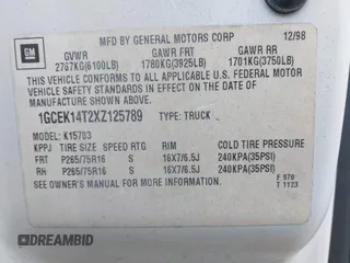 1999 Chevrolet Silverado 1500 LS with VIN 1GCEK14T2XZ125789, listed as a IAAI auction lot 40958507 with 178,496 mi miles. Bid and sale history available at carsss.com. Image 9.