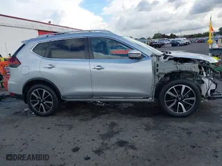 2020 Nissan Rogue SL with VIN 5N1AT2MT1LC765826, listed as a IAAI auction lot 40621492 with 17,864 mi miles. Bid and sale history available at carsss.com. Image 14.