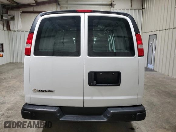 2022 Chevrolet Express Cargo z VIN 1GCWGAFP8N1259529, wystawiony jako Copart lot #52356835 z przebiegiem 255 960 mil mil oraz Czysty tytuł • Clean title. Historia ofert i sprzedaży dostępna na DreamBid. Obrazek 6.