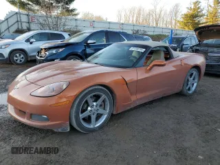 2007 Chevrolet Corvette z VIN 1G1YY36U575126237, wystawiony jako Copart lot #81348704 z przebiegiem 70 951 mil mil oraz Szkoda całkowita • Salvage title. Historia ofert i sprzedaży dostępna na DreamBid. Obrazek 1.