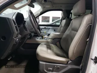 2019 Ford Expedition Max XLT z VIN 1FMJK1JT2KEA70078, wystawiony jako Copart lot #43243845 z przebiegiem 69 661 mil mil oraz Szkoda całkowita • Salvage title. Historia ofert i sprzedaży dostępna na DreamBid. Obrazek 7.