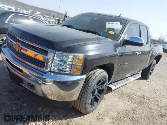 2013 Chevrolet Silverado 1500 LT with VIN 1GCRKSE77DZ267690, listed as a IAAI auction lot 41801357 with 70,964 mi miles and . Bid and sale history available at DreamBid. Image 2.