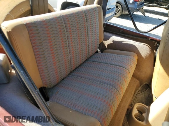 2001 Jeep Wrangler Sahara with VIN 1J4FA59S61P335016, listed as a Copart auction lot 83019614 with 0 mi miles and Salvage Title. Bid and sale history available at carsss.com. Image 11.