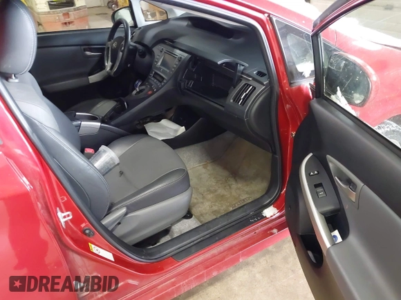 2013 Toyota Prius One with VIN JTDKN3DU3D0355839, listed as a IAAI auction lot 41563869 with 101,421 mi miles and . Bid and sale history available at DreamBid. Image 5.