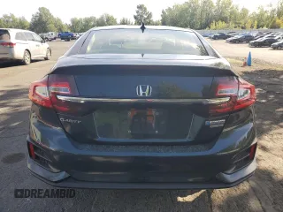 2018 Honda Clarity Plug-In Hybrid Touring with VIN JHMZC5F31JC017384, listed as a Copart auction lot 72557824 with 83,871 mi miles and Salvage Title. Bid and sale history available at carsss.com. Image 6.
