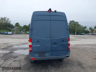 2018 Mercedes-Benz Sprinter Cargo Van Worker with VIN WD3PE7CD4JP632767, listed as a IAAI auction lot 41380582 with 102,904 mi miles. Bid and sale history available at carsss.com. Image 16.