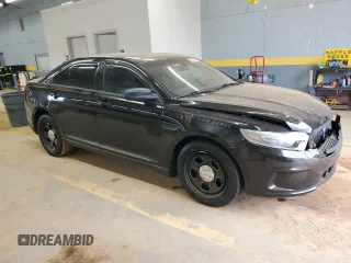 2015 Ford Police Interceptor z VIN 1FAHP2MT3FG105071, wystawiony jako Copart lot #89252465 z przebiegiem 133 078 mil mil oraz Szkoda całkowita • Salvage title. Historia ofert i sprzedaży dostępna na DreamBid. Obrazek 4.