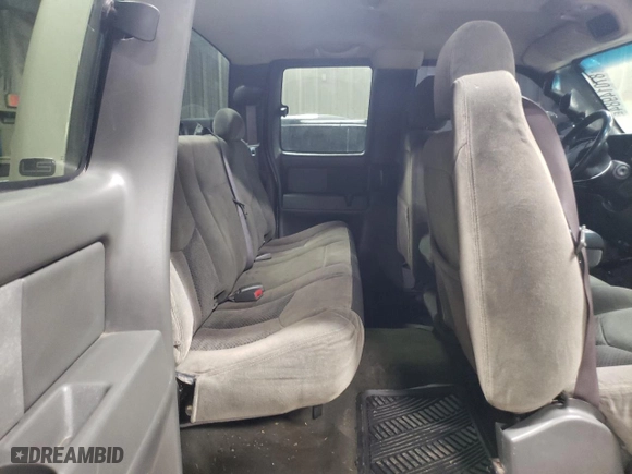 2007 Chevrolet Silverado 2500HD Classic Work Truck with VIN 1GCHK29U17E197952, listed as a Copart auction lot 87014984 with 220,337 mi miles and Salvage Title. Bid and sale history available at carsss.com. Image 10.