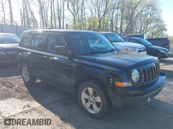 2012 Jeep Patriot Latitude with VIN 1C4NJRFB4CD686038, listed as a IAAI auction lot 42142199 with 116,416 mi miles and . Bid and sale history available at carsss.com. Image 1.
