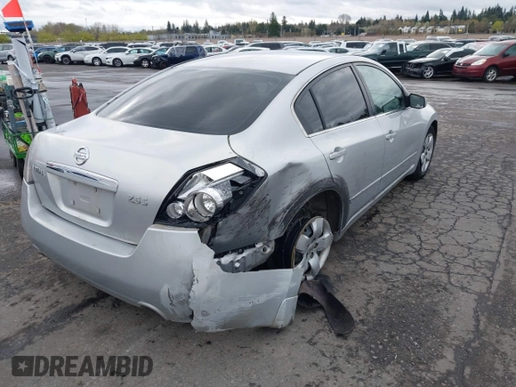 2008 Nissan Altima 2.5 SL with VIN 1N4AL21E08N496438, listed as a IAAI auction lot 41889506 with 230,730 mi miles. Bid and sale history available at carsss.com. Image 4.