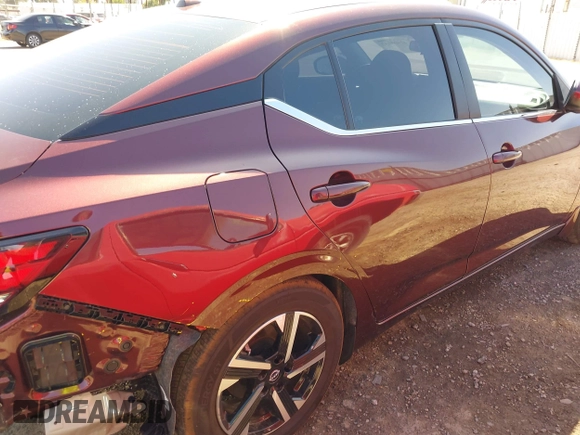 2024 Nissan Sentra SV with VIN 3N1AB8CV9RY379302, listed as a IAAI auction lot 42505057 with 4,839 mi miles and . Bid and sale history available at DreamBid. Image 20.