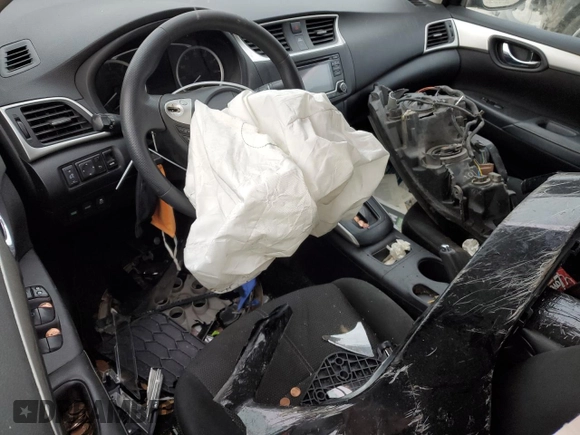 2018 Nissan Sentra S with VIN 3N1AB7AP4JY313730, listed as a Copart auction lot 44554575 with 186,111 mi miles and Salvage Title. Bid and sale history available at carsss.com. Image 8.