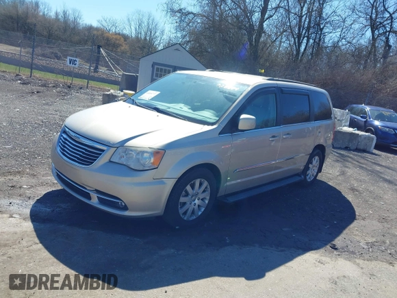 2013 Chrysler Town & Country Touring with VIN 2C4RC1BG8DR722584, listed as a IAAI auction lot 41854772 with 84,453 mi miles. Bid and sale history available at carsss.com. Image 2.