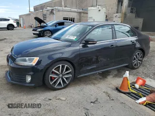 2012 Volkswagen Jetta GLI z VIN 3VW467AJXCM090496, wystawiony jako Copart lot #50541775 z przebiegiem 124 209 mil mil oraz Szkoda całkowita • Salvage title. Historia ofert i sprzedaży dostępna na DreamBid. Obrazek 1.
