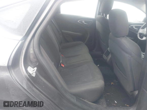2015 Chrysler 200 Limited with VIN 1C3CCCAB0FN754117, listed as a IAAI auction lot 41521341 with 1 mi miles. Bid and sale history available at carsss.com. Image 8.