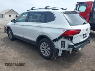 2018 Volkswagen Tiguan SEL с VIN 3VV3B7AX8JM044789, выставлен на аукционе IAAI как лот 42165937 с пробегом 98 463 миль миль и . История ставок и продаж доступна на DreamBid. Изображение 3.