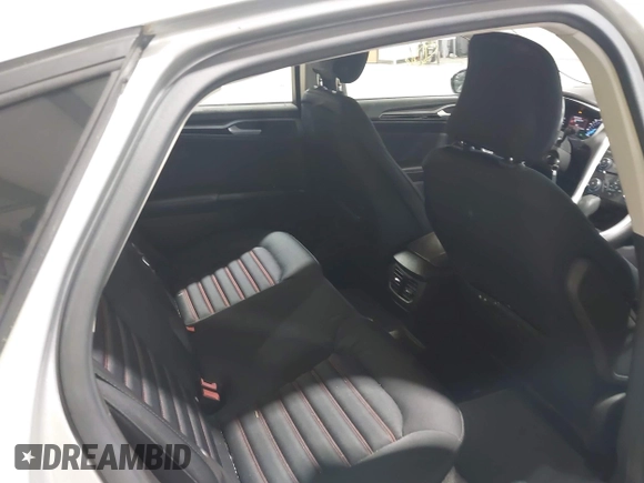 2015 Ford Fusion SE with VIN 1FA6P0HD3F5122818, listed as a IAAI auction lot 42399795 with 154,791 mi miles and . Bid and sale history available at DreamBid. Image 8.